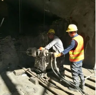 琅琊水下抗分散灌浆料特点 水下不分散注浆料介绍